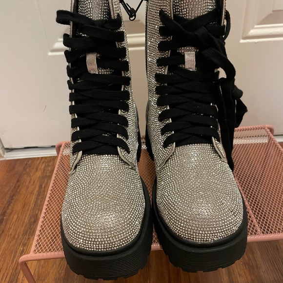 Sugar Thrillz Diamond Duchess Bling Boots - Picture 9 of 10